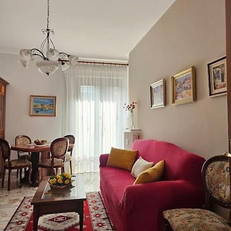 Appartamento La Casa Di Nonna Gina Alba  Esterno foto