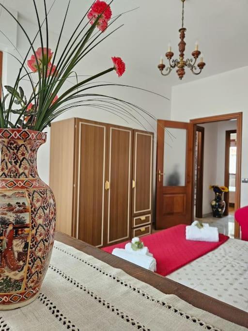 Appartamento La Casa Di Nonna Gina Alba  Esterno foto