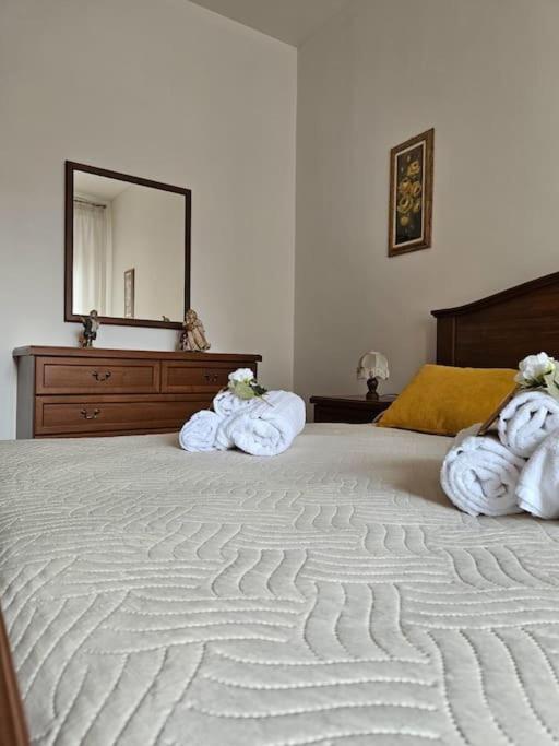 Appartamento La Casa Di Nonna Gina Alba  Esterno foto