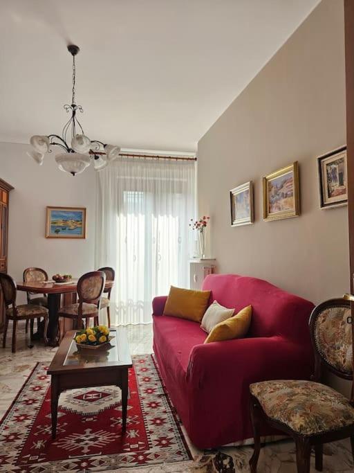 Appartamento La Casa Di Nonna Gina Alba  Esterno foto